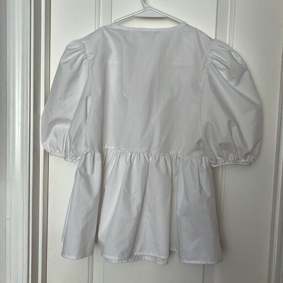 🌿Women’s White V-Neck Puff Sleeve Babydoll White Blouse Size M - Picture 3 of 10
